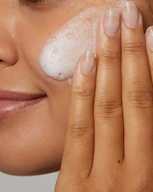 Cerave Hydrating Cream-to-Foam Cleanser (236ml)