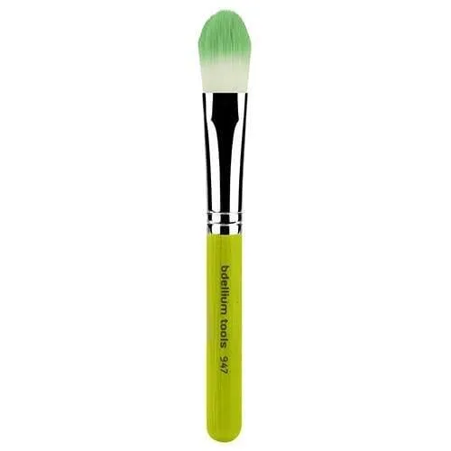 Green Bambu 947 Small Foundation