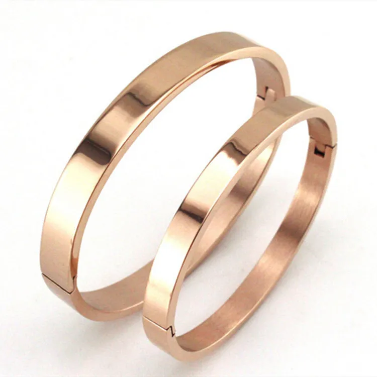 Rose gold smooth bracelet